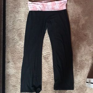 {3/$30} Victoria’s Secret Foldover Flared Pants 🌼